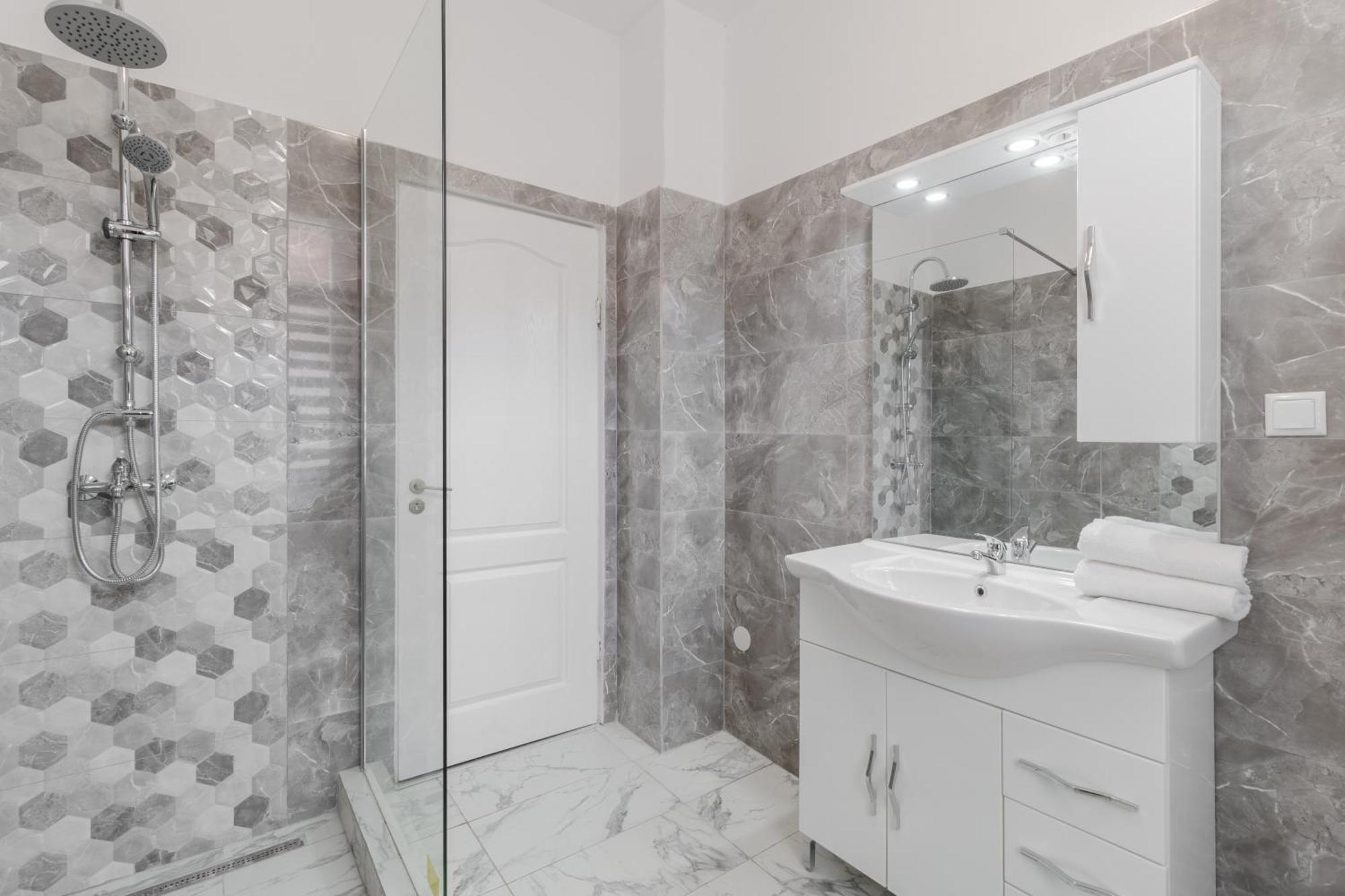 Azur Wave Appartement Oradea Buitenkant foto